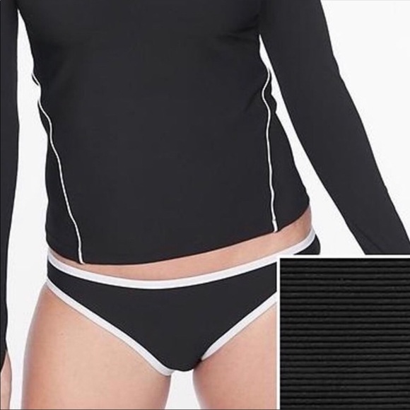 Athleta Other - Athleta Clean Medium Bound Bottom swim M